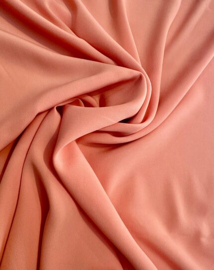 Italská acetátová látka s hedvábím lososová 140 cm | Tessuti Butik